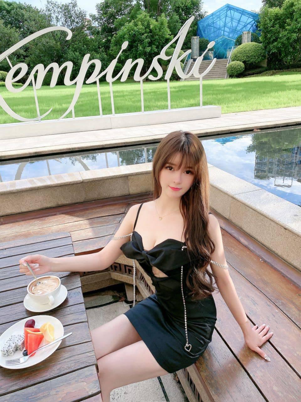 重庆渝北新到极品嫩妹,嫩的出水