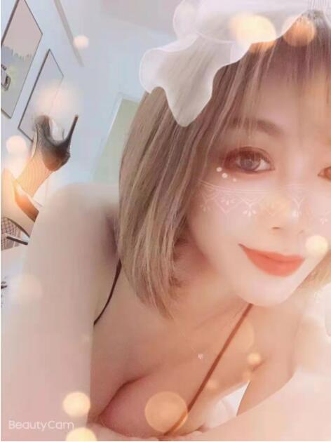 袁家岗 妩媚美女